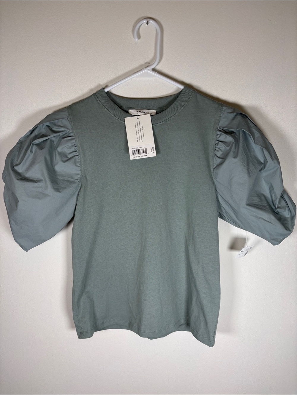 FRAME Pleated Puff Sleeve Tee – Sage Green – Size S – NWT